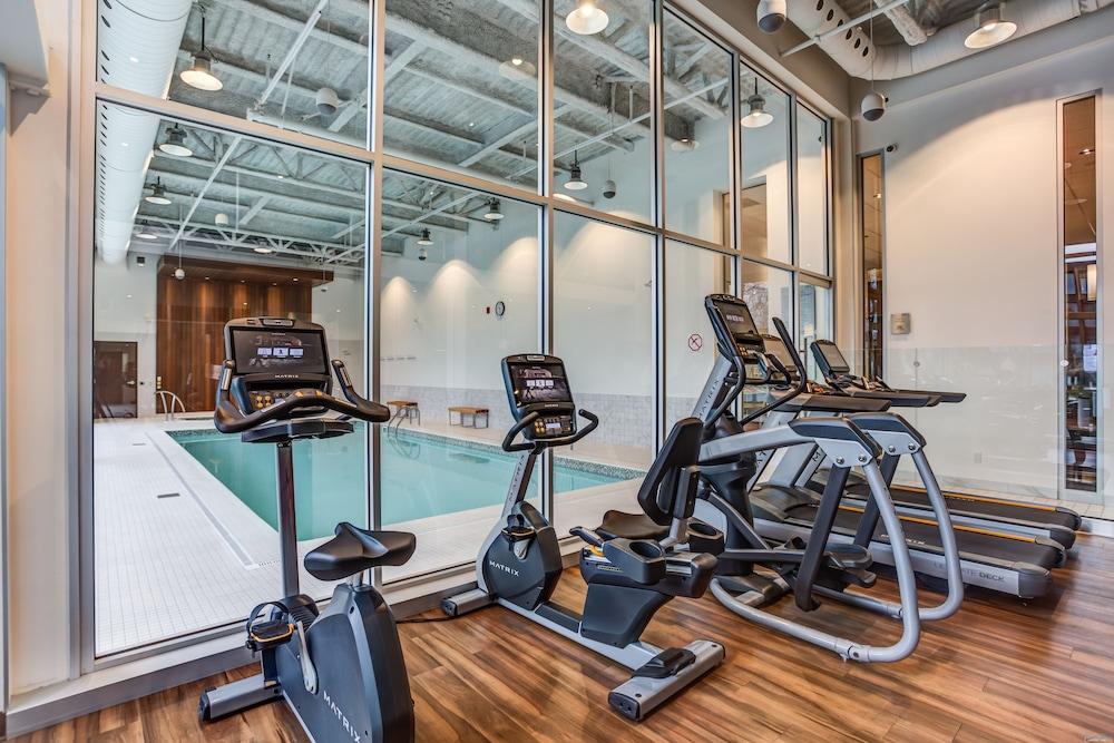 Otl Gouverneur Chicoutimi Екстериор снимка The gym at the hotel