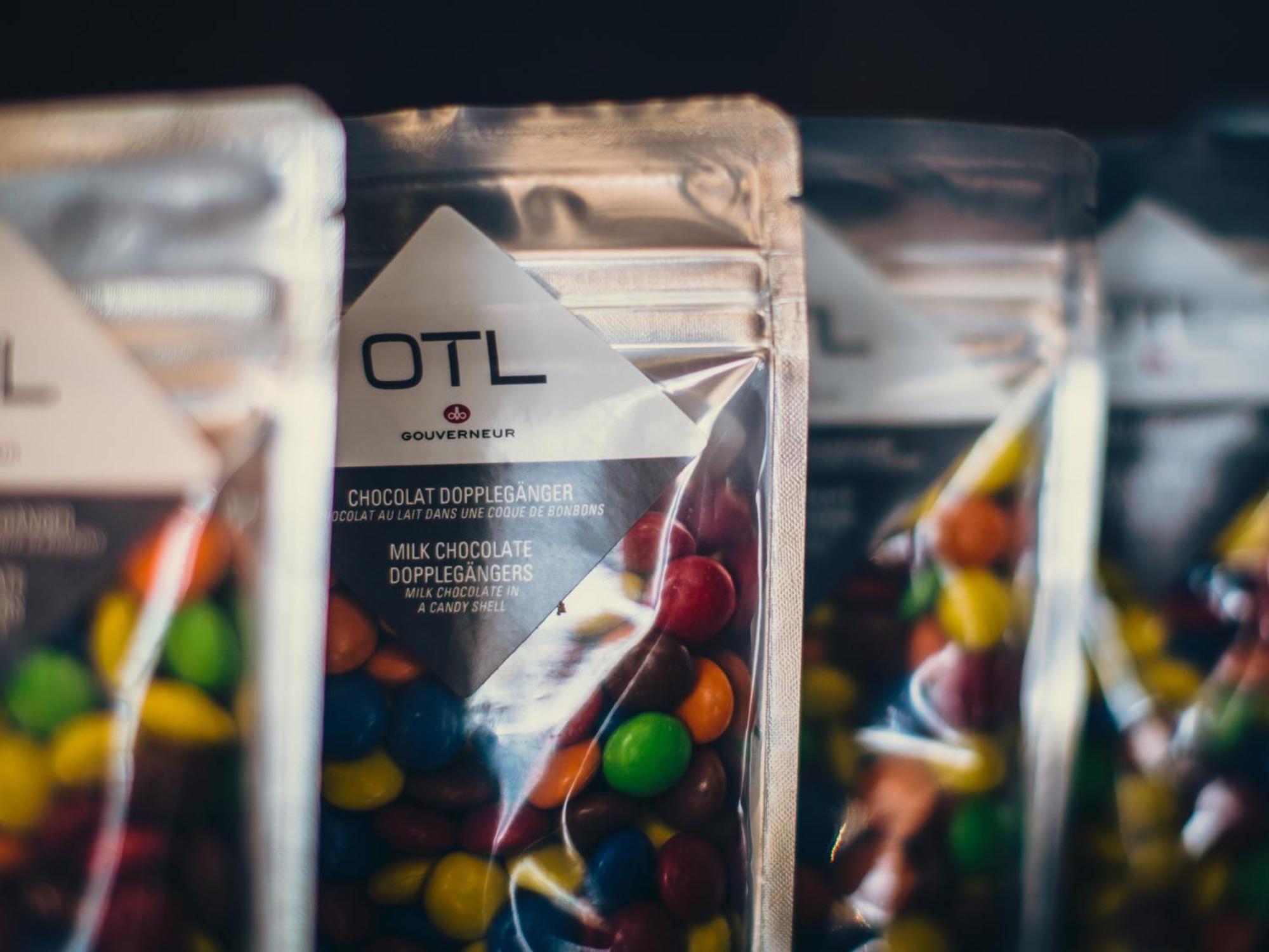 Otl Gouverneur Chicoutimi Екстериор снимка OTL chocolate
